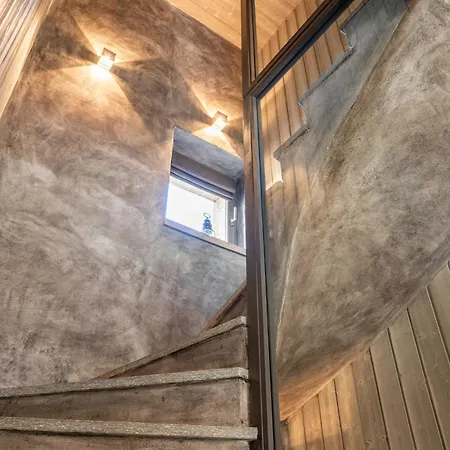 Exceptional 12p With Sauna And Jacuzzi Шале *